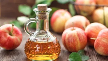 Apple Cider Vinegar as a Hair Rinse