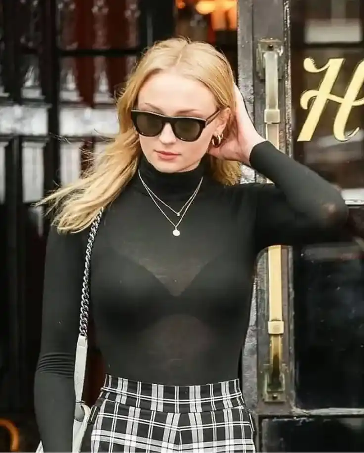 Sophie Turner, Joan Hannington, jewel thief, British crime drama